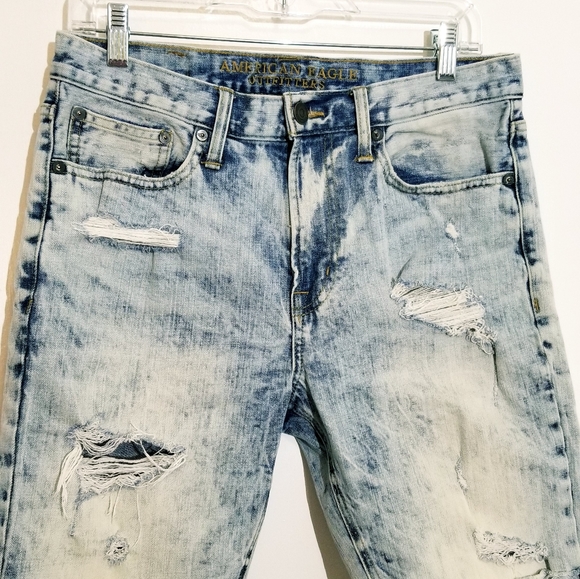American Eagle Outfitters Core Flex Light Faded Distressed Denim Shorts - Picture 5 of 14